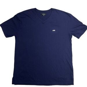 Akoo CLSC V-Neck Tee (M)